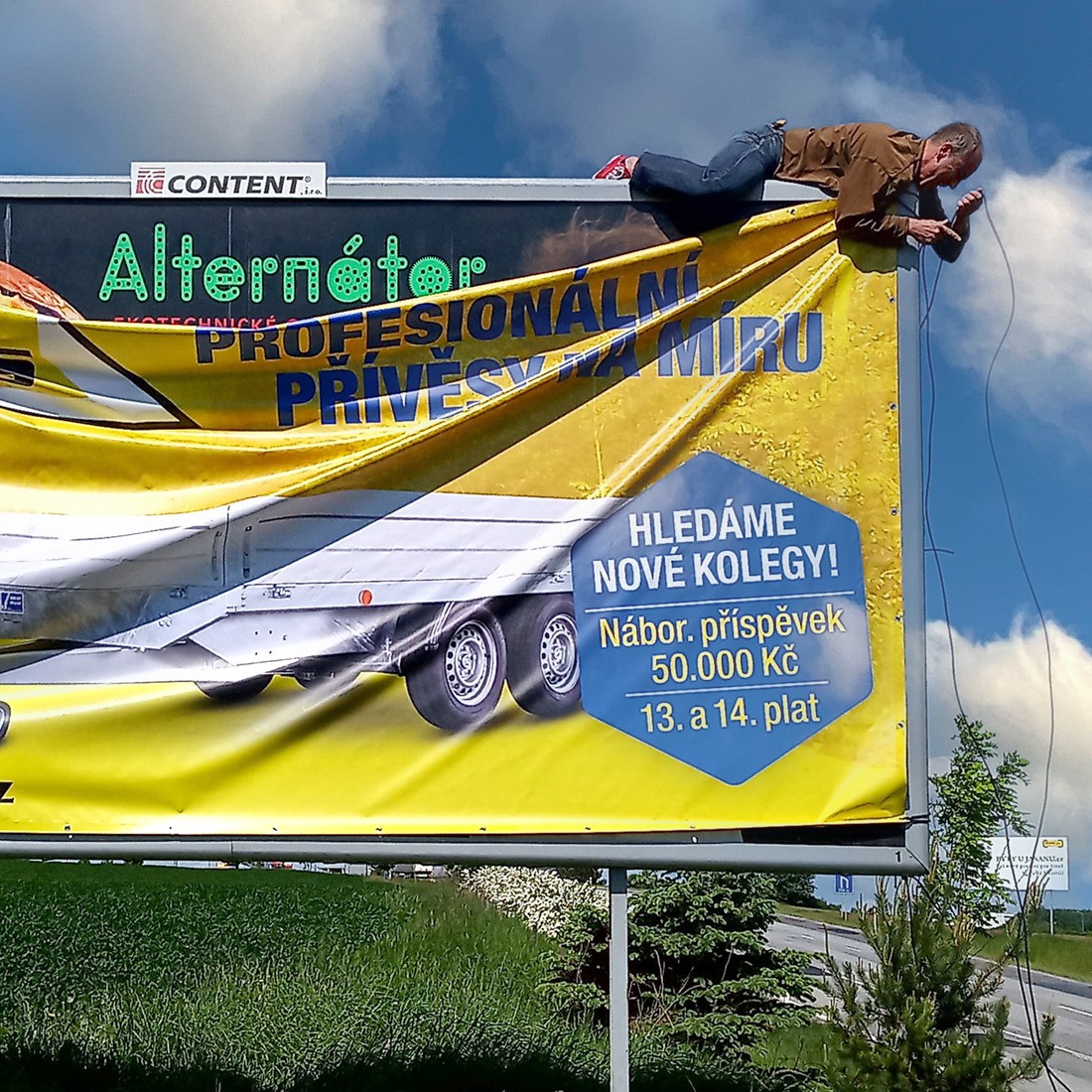 Instalace billboardů a bannerů